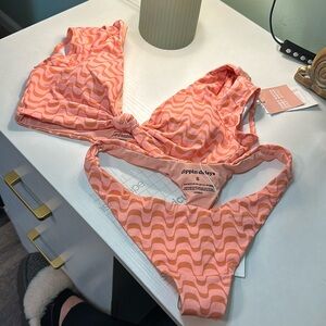 Dippin Daisy’s vision too and seaport bottom bikini set size S